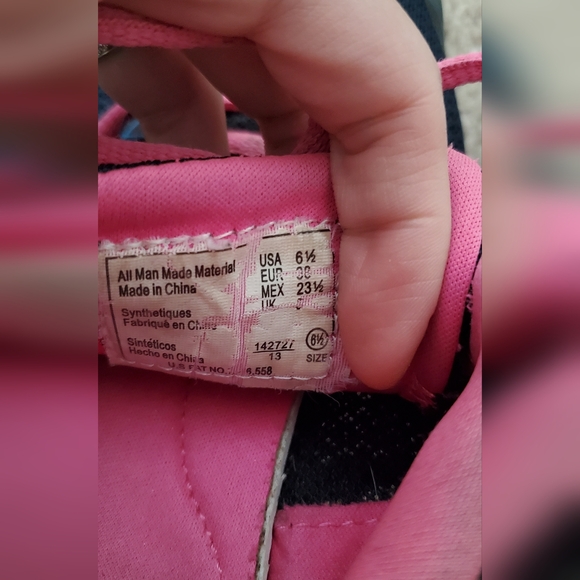 Champions - Picture 5 of 5